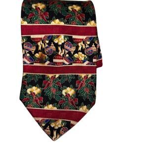 JosA Bank Coperate Collection, HandSewn Festive Holiday Silk Tie‎ Made in USA